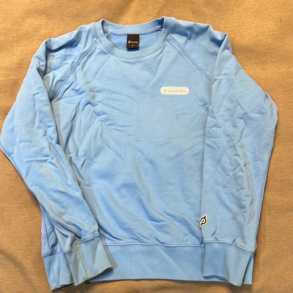 Peloton pullover